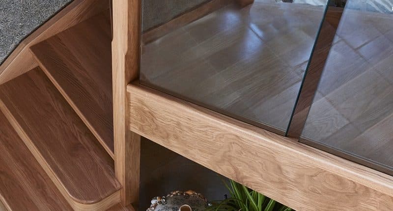 Morris family staircase hand rail and glass panels Morris family staircase hand rail and glass panels