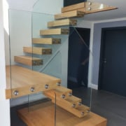 jarrods glass and wood floating stairs